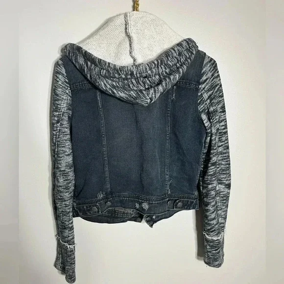 Free People‎ Knit Hooded Denim Jacket - Picture 6 of 6